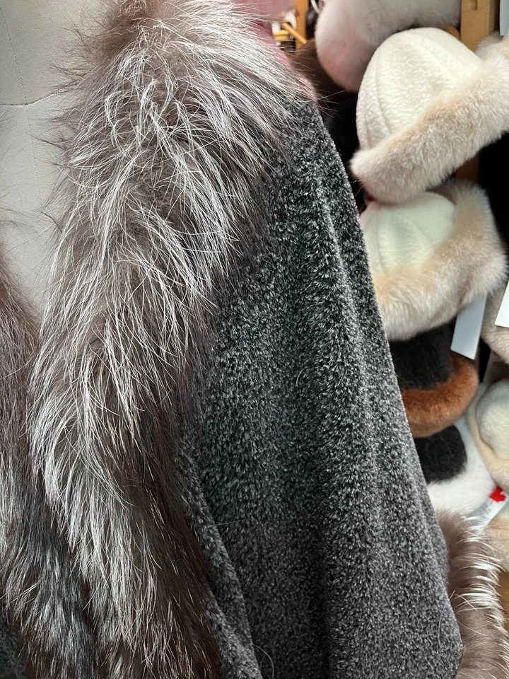 Luxury Charcoal Alpaca Cape with Genuine Silver Fox Fur Trim Made in Canada - Image 4 of 4
