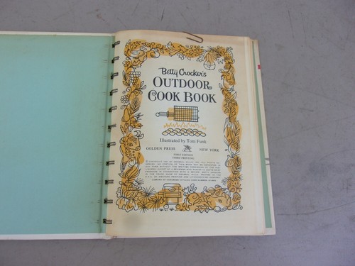 vtg Betty Crocker Outdoor Cook Book 1961 First Edition - Picture 2 of 5