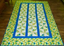 Vintage Gorgeous 00's Patchwork Summer theme color Quilt. Long Arm Quilted