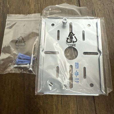 RuckusCompatible Flush Mount Bracket R-SeriesIndoor P/N902-0120-0000 New
