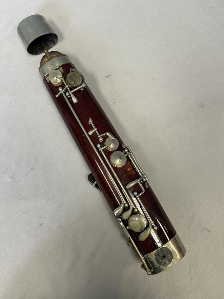 EARLY SCHREIBER MODEL 5014 MAPLE WOOD BASSOON + FOX BOCAL + CASE - Image 3 of 4