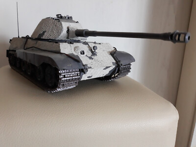 BANDAI 1:24 ''Tiger II'' Pz.Kpfw.VI Ausf.B (Porsche) gebaut  von ca 1990 SELTEN