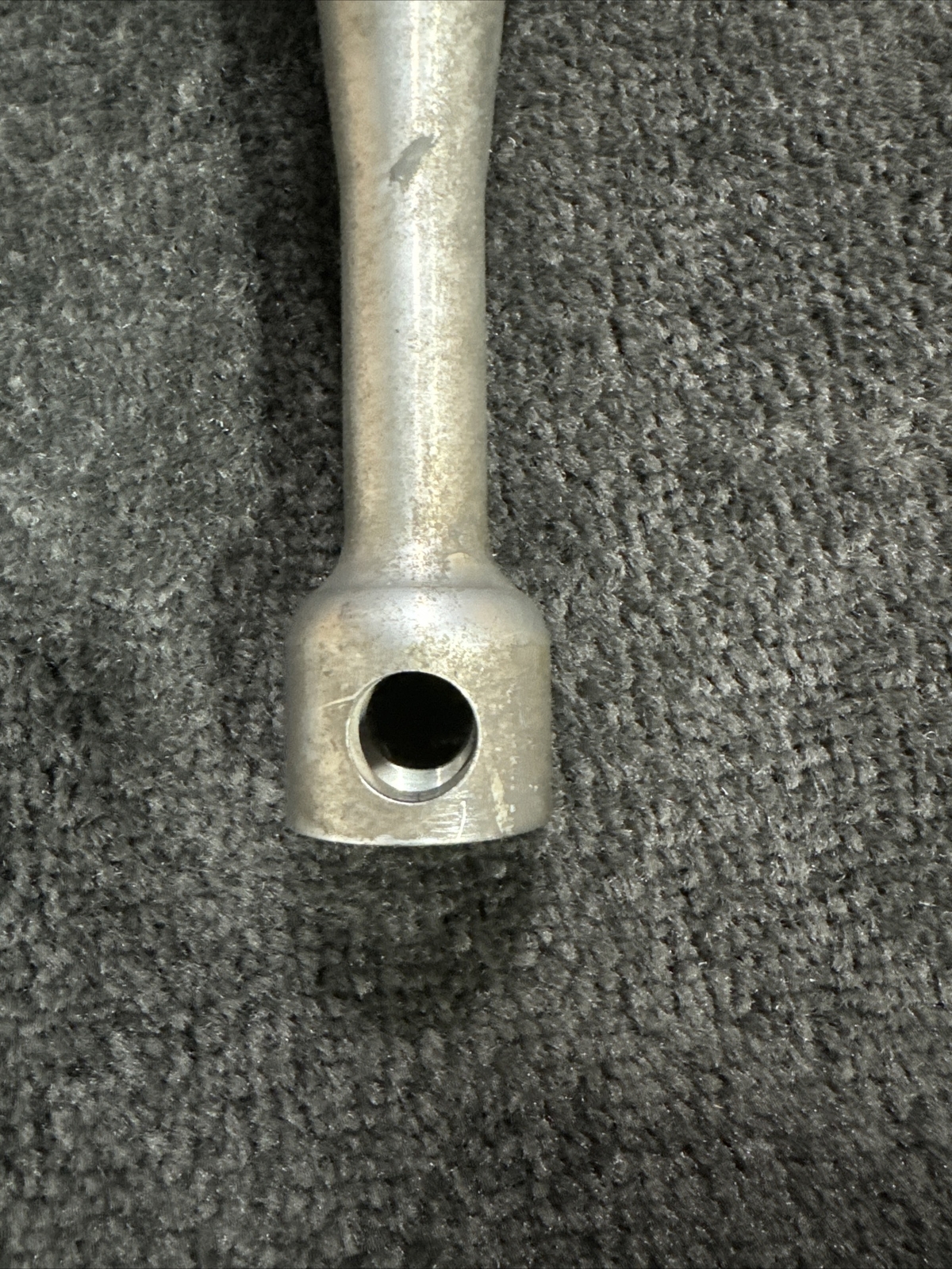 2004 Rolls-Royce Phantom Front Left Air Suspension Shock Absorber (DAMAGED!)