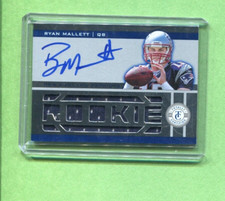 RYAN MALLETT PATRIOTS ARKANAS 2012 PANINI FRESHMAN FABRICS AUTOGRAPH #203/299