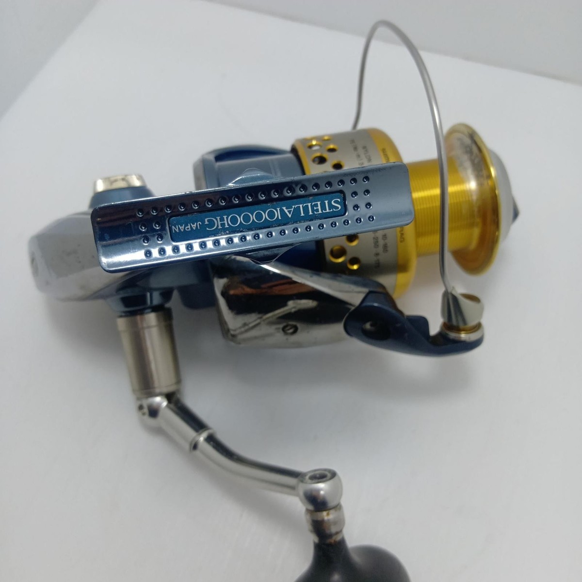 SHIMANO 01 Stella SW 10000HG Scratches/Rust present Condition: BC