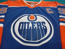 WAYNE GRETZKY CUSTOM SMALL THROWBACK, NEW, SEWN