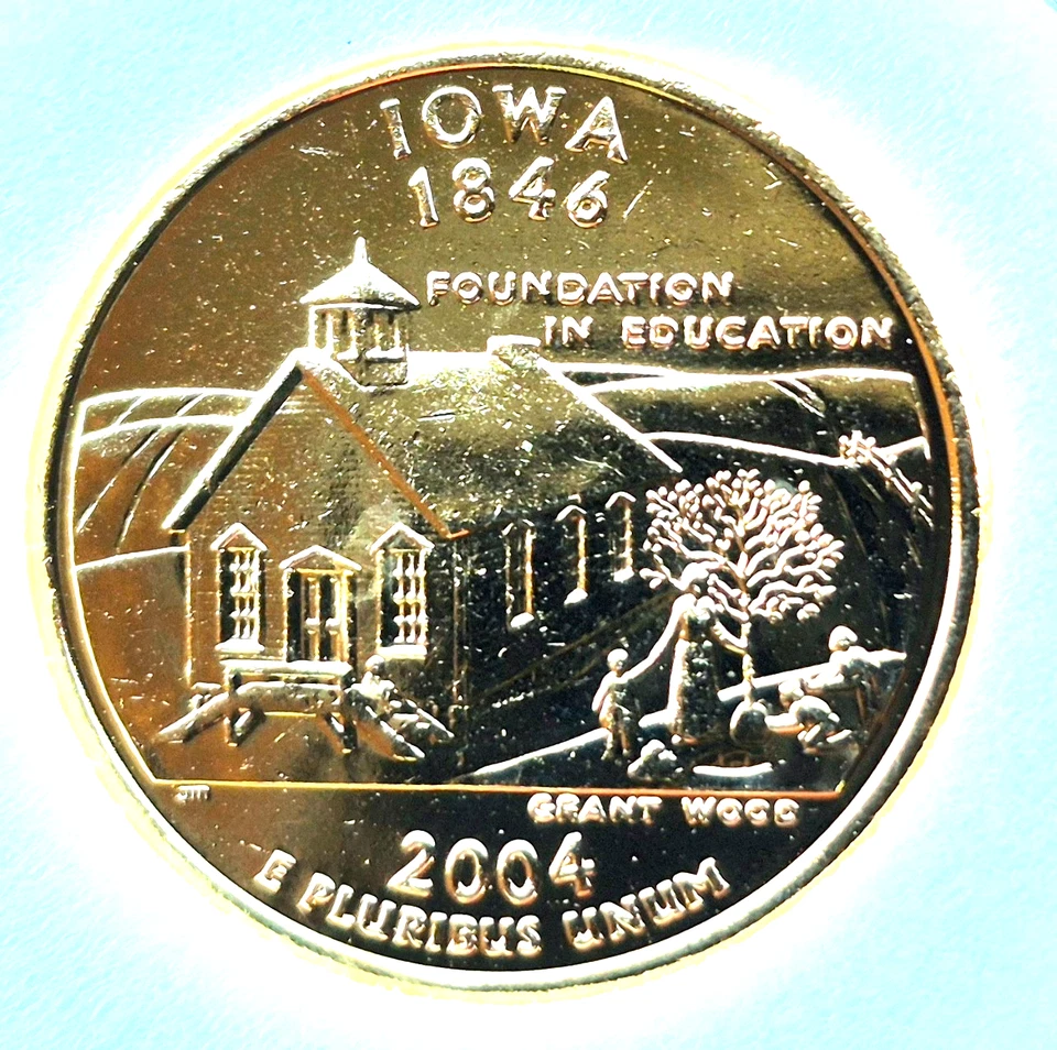 2004 D Iowa and 2004 D Wisconsin 24k Gold Plated State Quarters in Capsules - Image 3 of 4