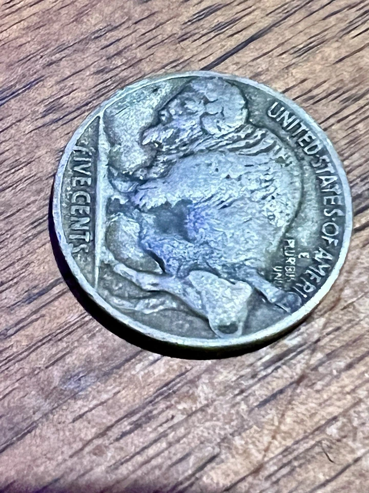 1 of a kind Unique reverse Error 1936 5C Buffalo Nickel No mint Mark - Image 2 of 4