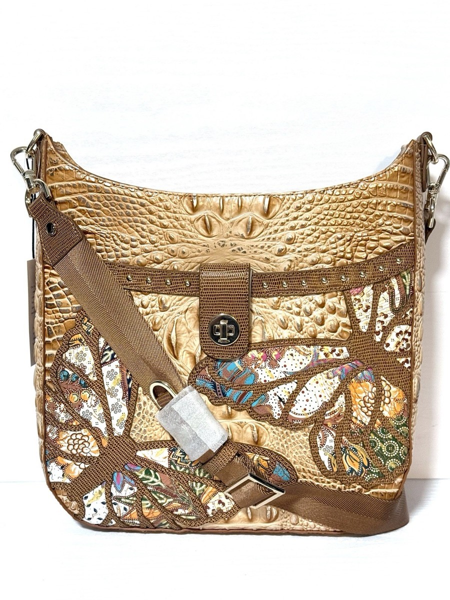 Bottega Veneta Shoulder Pouch Hobo Bag in Hellbraun