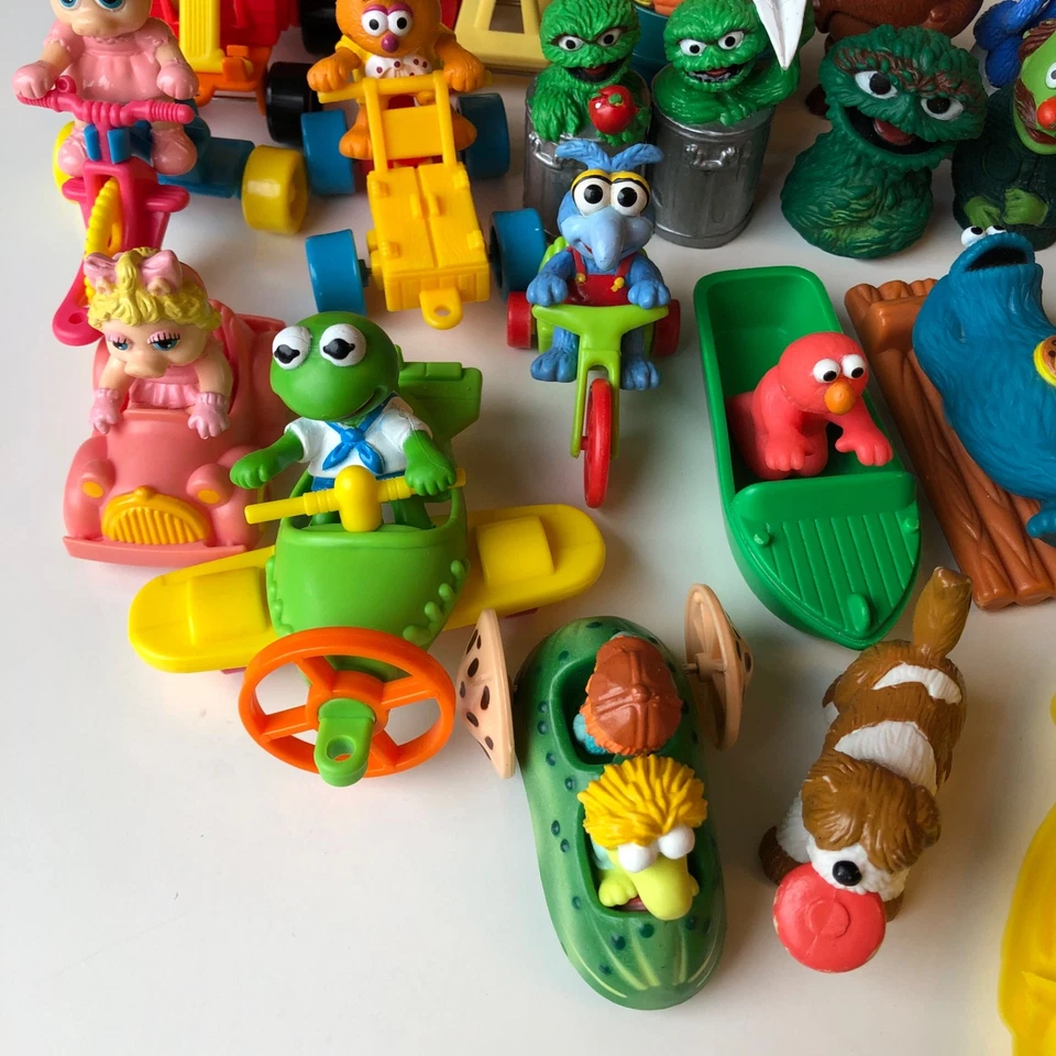 Lote De Colección De 32 Figuras De Muppets Y Plaza Sésamo Títeres Dedo Juguetes Mcdonald's Foto 3 de 4