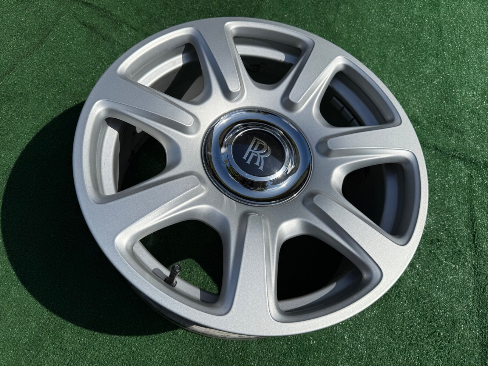 ROLLS ROYCE GHOST DAWN WRAITH 20" ALLOY WHEEL RIM 6854569 OEM SILVER