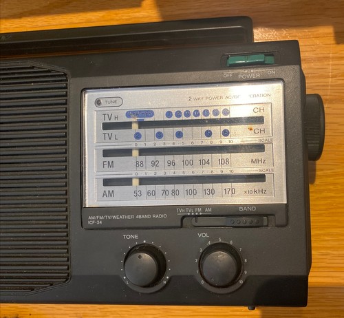 VTG Sony ICF-34 Portable Radio 4 Band AM / FM / Weather / TV Corded or Battery - Picture 4 of 12