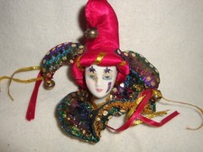 COLLECTIBLE CERAMIC CLOWN /JESTER HEAD. 001