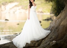 Essense Of Australia D1702 Ivory Bridal Dress Size 8