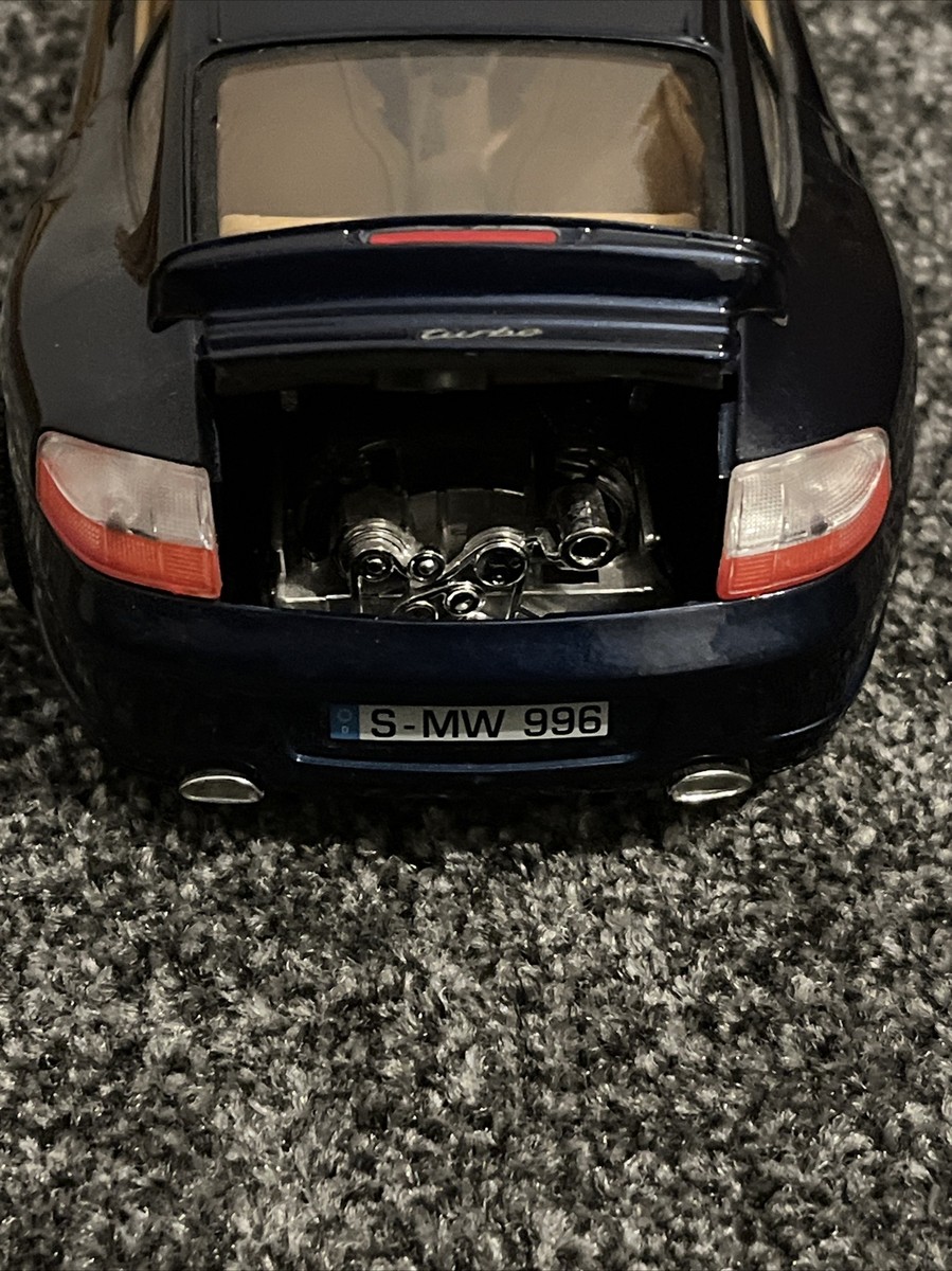 1/18° Porsche 911 996 Turbo Violet 1999 Burago Made in