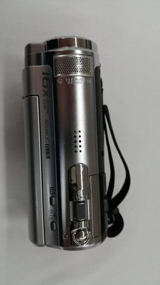 Panasonic　HDC-TM30 PANASONIC HDC-TM30 Full HD Camcorder Flash Memory – Used – Ships