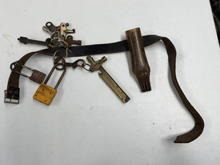 OLD LEATHER MINERS BELT WITH KEYS & OTHER TOOLS INC HORN ? INFO WELCOME