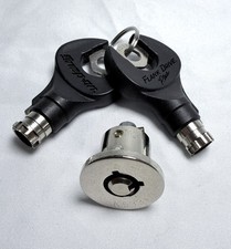 Snap On Flank Drive Lock Cylinder Key Set K533 - 2 Keys Snap On Flank Drive Lock Cylinder Key Set K533 - 2 Keys