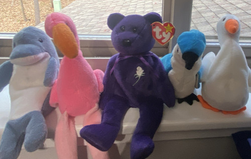 Five pack of beanie babies 