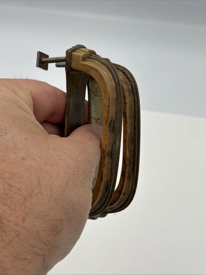 "Juego de tiradores de cajón de baquelita Art Deco de centros de 2/3-3/4""" Foto 3 de 4