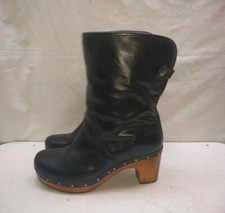 UGG Women's 7M 38 Black Leather Pull On Foldable Heel Clog Boots Shoes