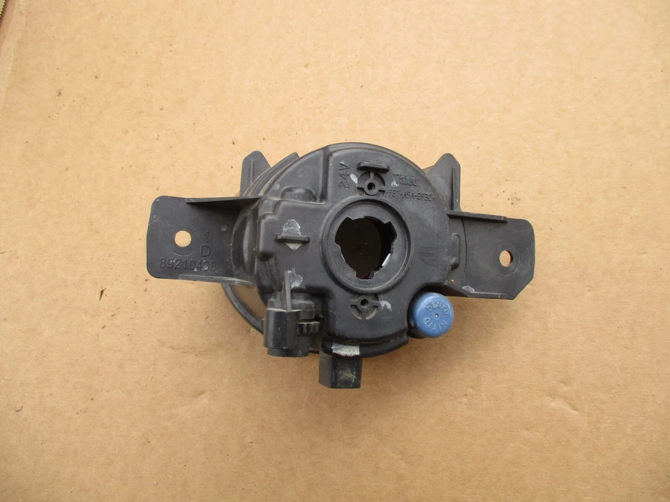 Luz antiniebla del lado del pasajero delantero Nissan Pathfinder 2013 2014 2015 2016 2017 OEM Foto 2 de 3