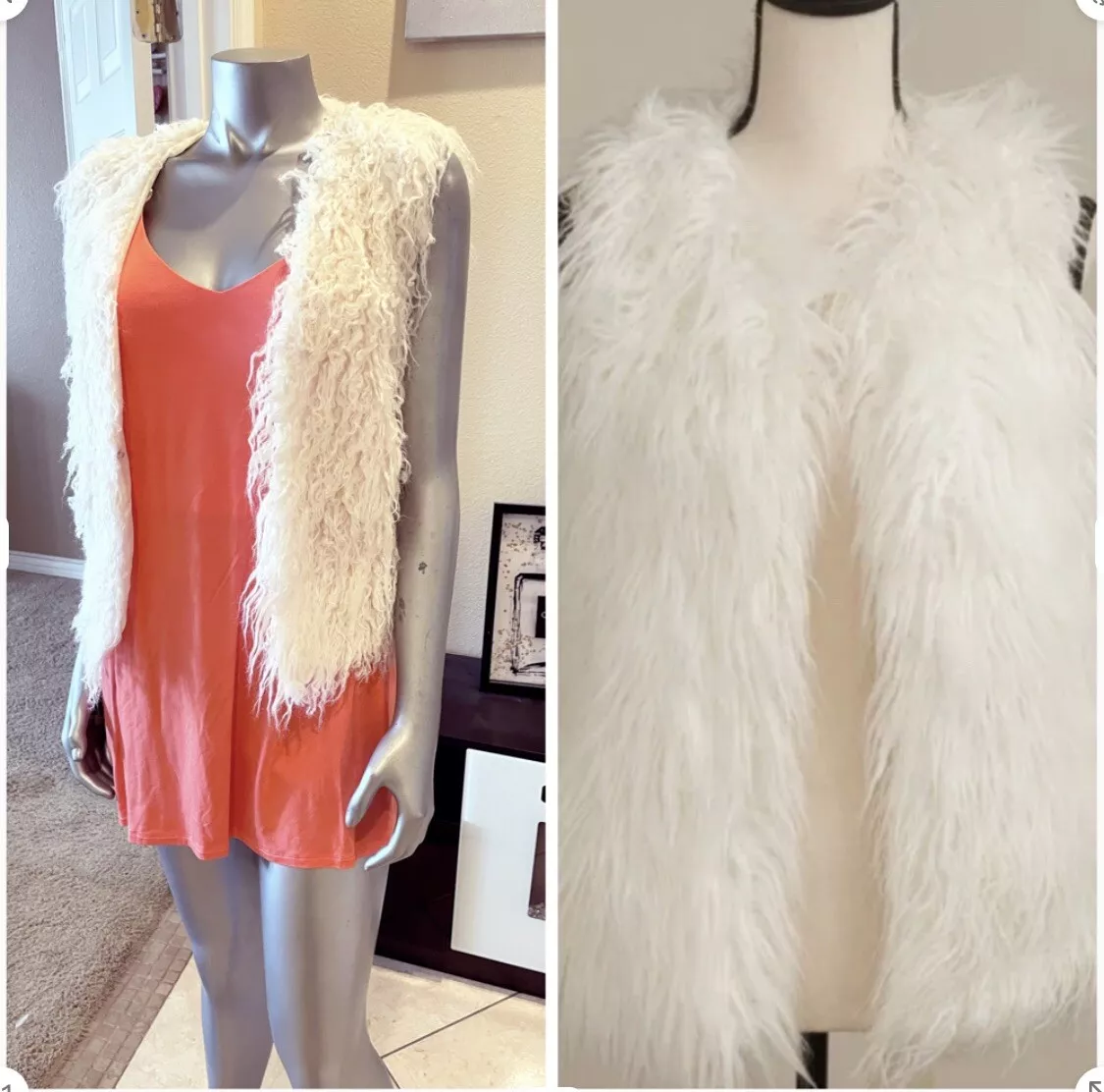NEW BEBE VEST WHITE FAUX FUR VELOUR SIZE L eBay