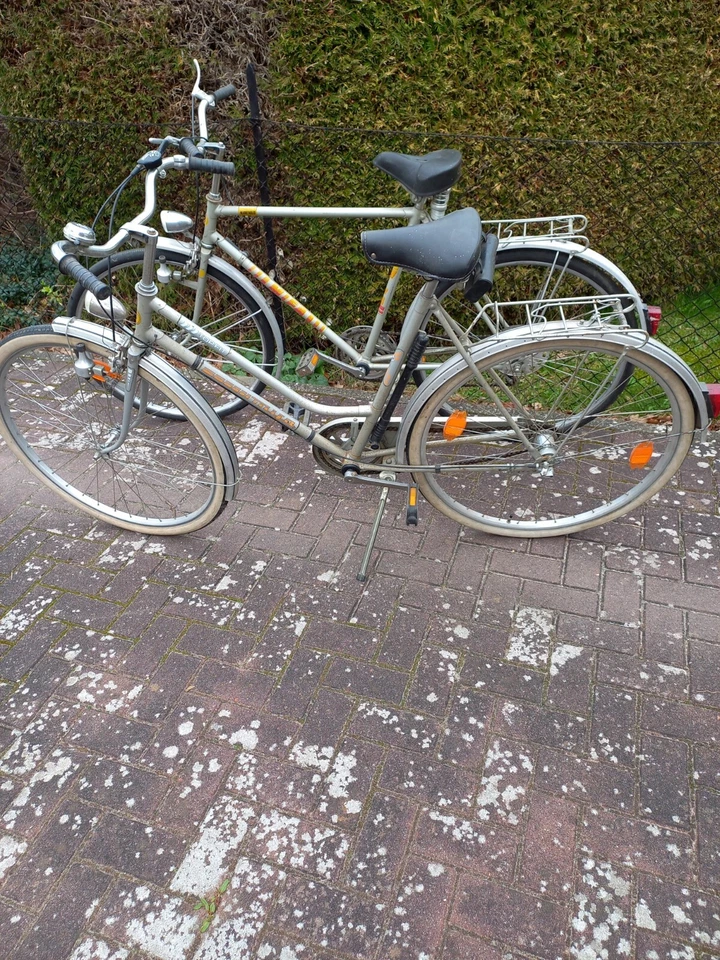 Damen, u. Herrenfahrad, Marke Mifa, solider STSHLRAHMEN, 28Zoll