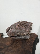 Worth Storm 11.5 Girls Youth Fastpitch Glove Right Hand Throw STM115BRP