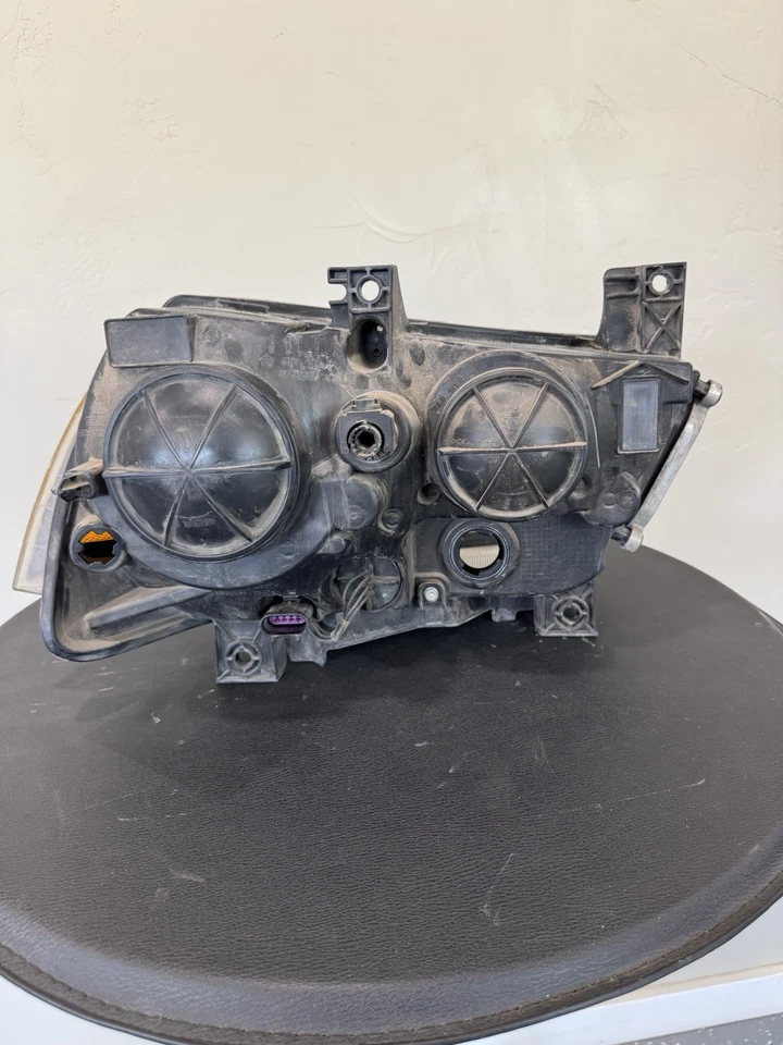 Faro delantero izquierdo izquierdo del conductor Dodge Charger Xenon HID 2011-2014 FABRICANTE DE EQUIPOS ORIGINALES Foto 3 de 4