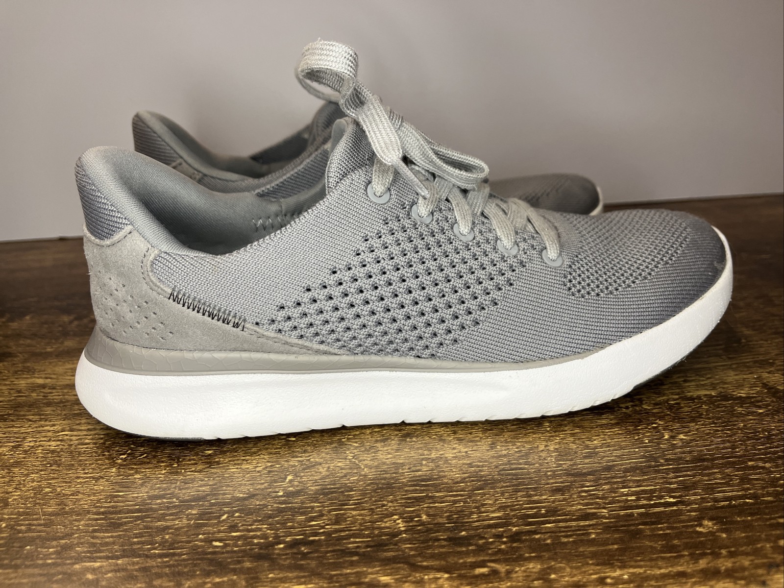 Kizik Unisex Adult Breathable Knit Lima Sneakers Shoes Gray Men's 6 Women’s 7.5