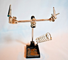 Helping Hands Soldering Station with Double Clips