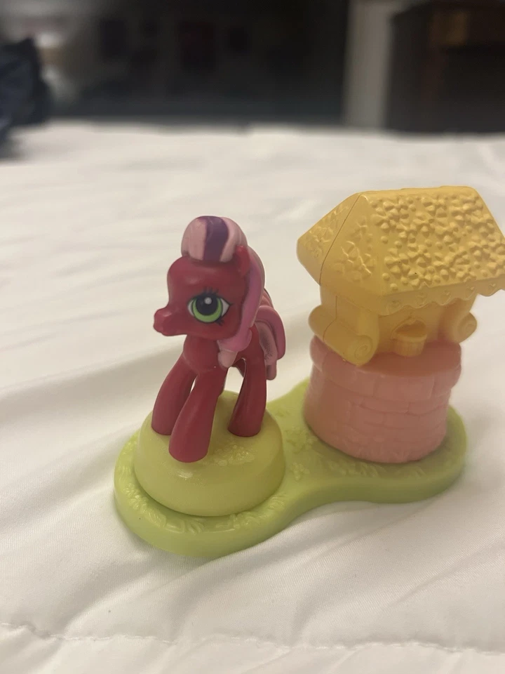 My Little Pony Cherry Blossom McDonald’s Toy Figure 2007 Complete - Image 4 of 4