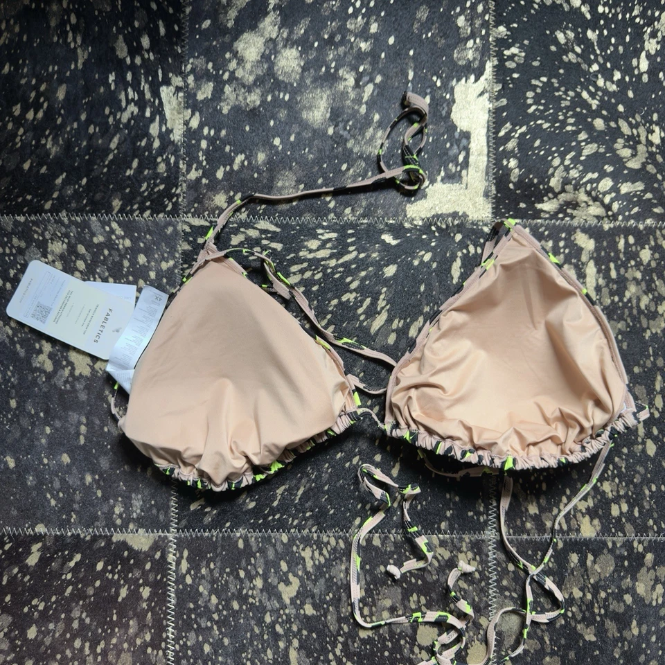 Fabletics - Triangel Bikini Top „Desert Wavy Leo“ - Plus Size - Neu - Bild 3 von 4