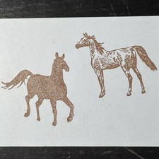 Lote/2 estampillas de goma con silueta y Appaloosa de caballo corriendo montaje en madera