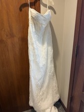Sz 12 WG3798 David's Bridal Ivory Tulle Floral Wedding Dress