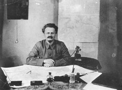 Russian Jewish revolutionary Leon Trotsky, real name Lev Davidovic - 1922 Photo