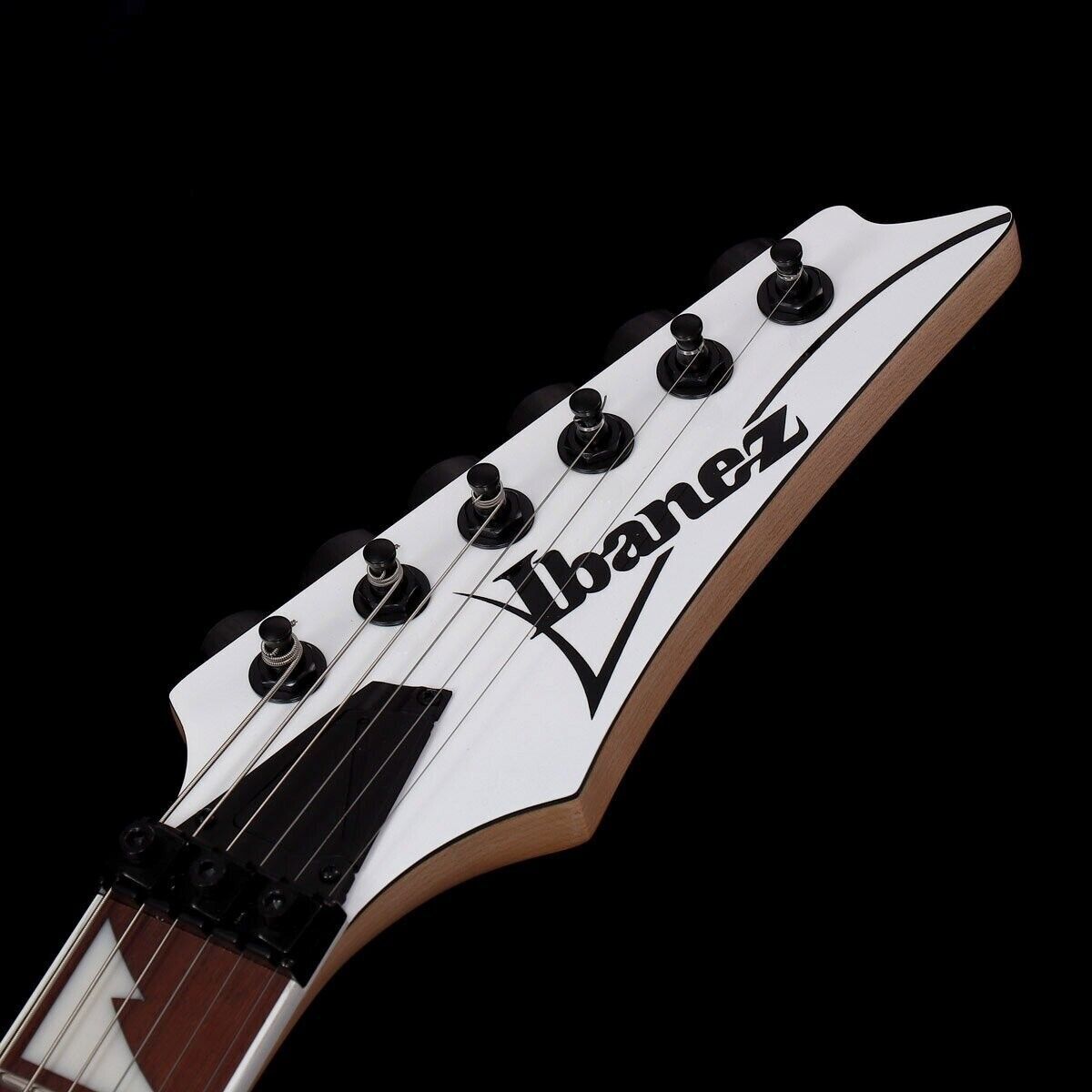 Ibanez RG350DXZ-WH RG Series Standard Model Electric Guitar Ibanez RG350DXZ-WH RG Series Standard Model Electric Guitar
