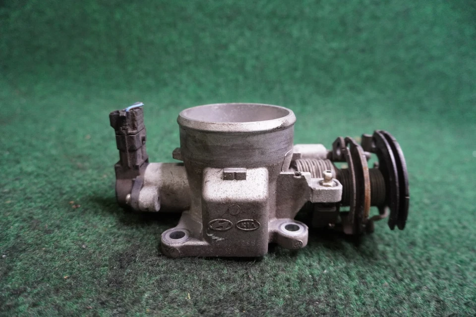 Hyundai Elantra 2008 2,0 L carrocería del acelerador OEM 3510023950 Foto 3 de 4