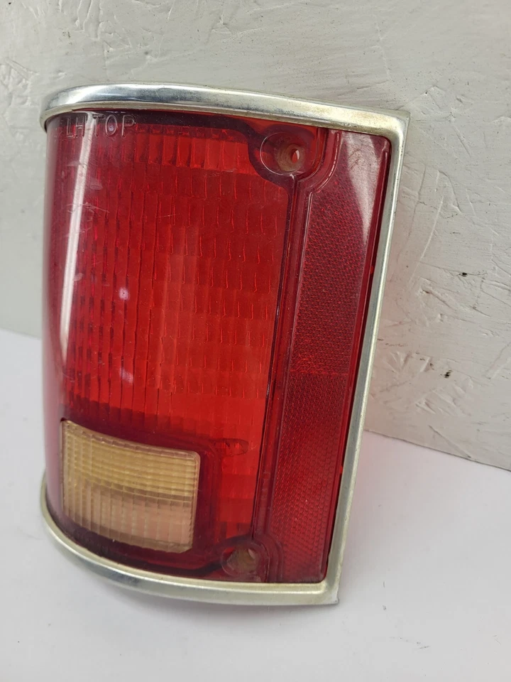 Chevrolet GMC Pickup Suburban Blazer 1973 1987 K5 C10 C20 lámpara trasera guía de lente izquierda Foto 2 de 4