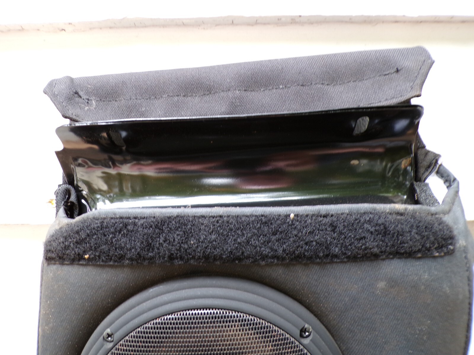 9702 Jeep Wrangler TJ OEM Overhead Speakers Sound Bar Soundbar FREE