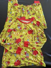 Dr. Seuss The Grinch Holiday Pajamas Set Women  s Small 4 - 6 EUC Runs Big Med
