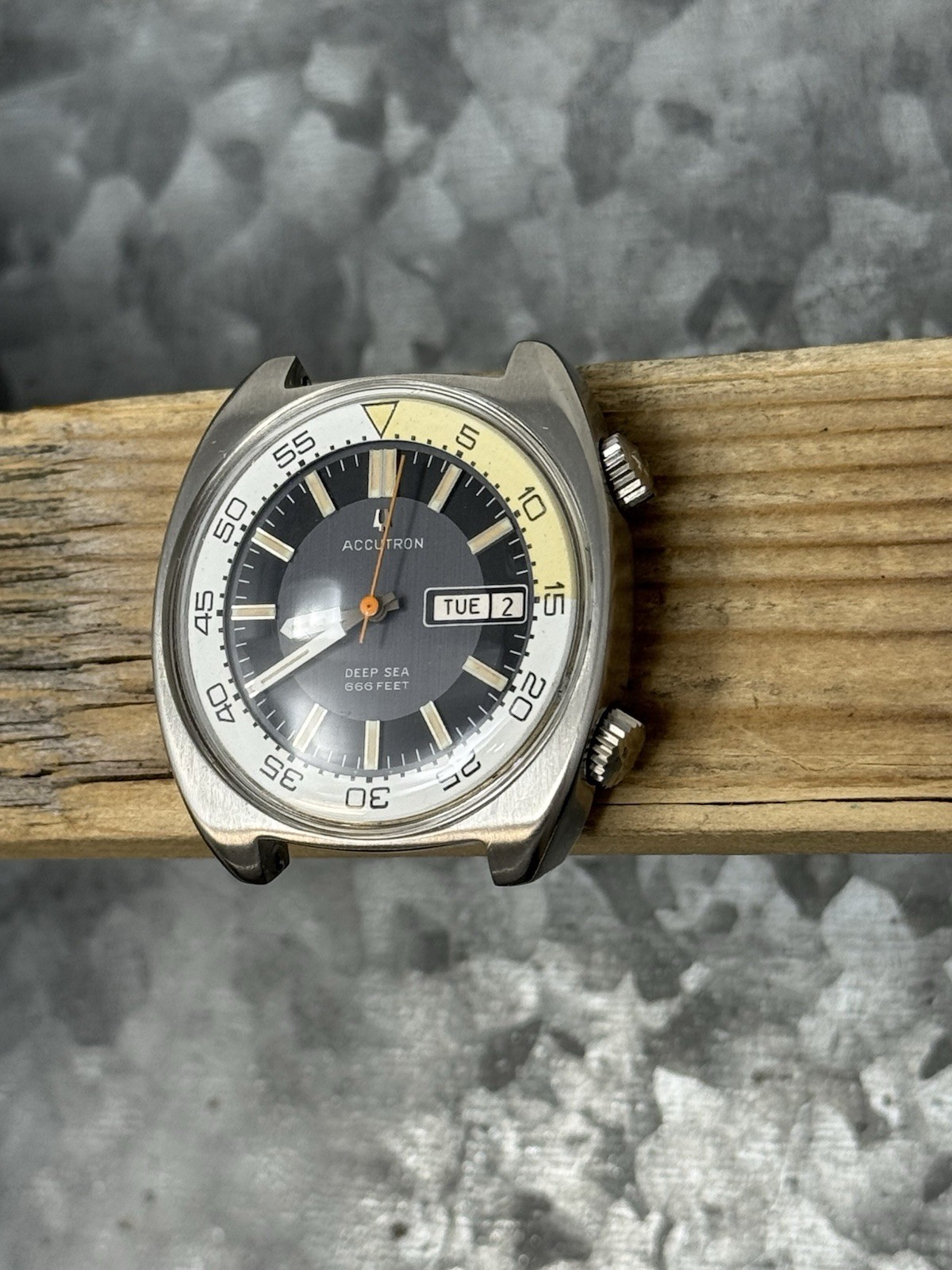 Bulova Accutron Deep Sea 2182 Diver, Running, Serviced, Clean, 1970