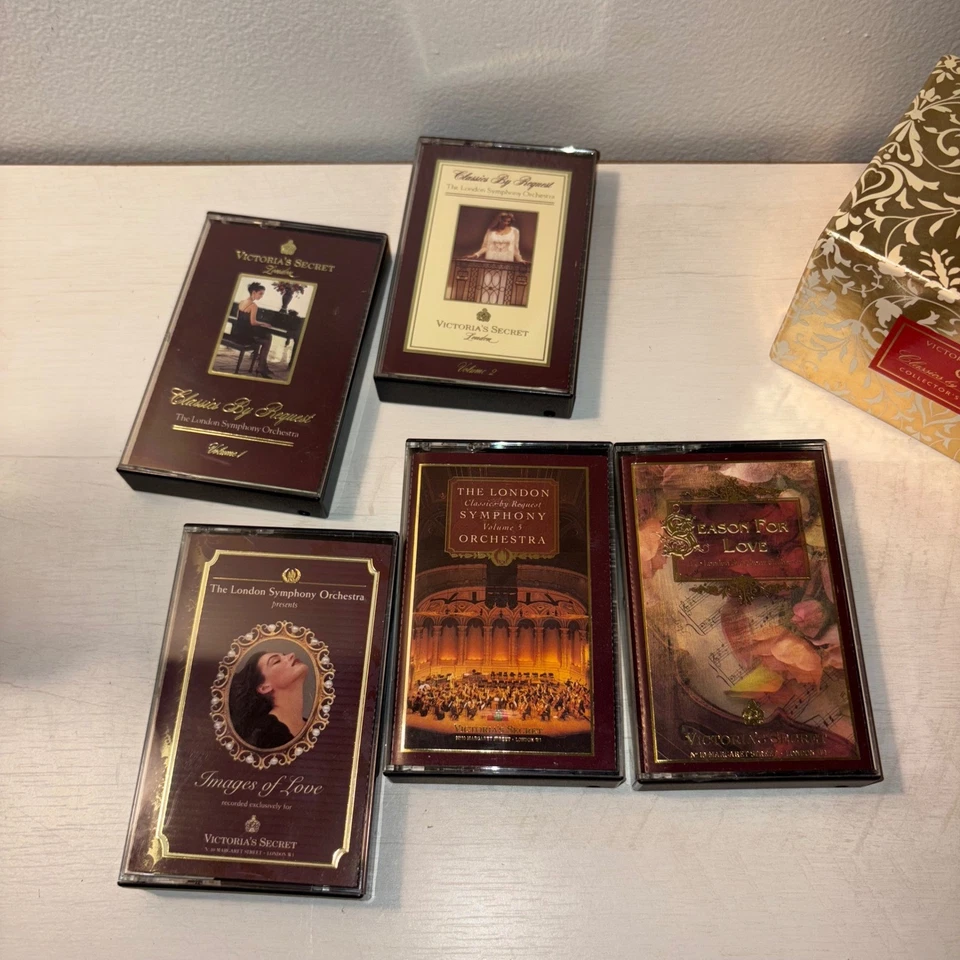 Кассетные ленты Victoria's Secret классика по запросу коллекционное издание - Изображение 4 из 4
