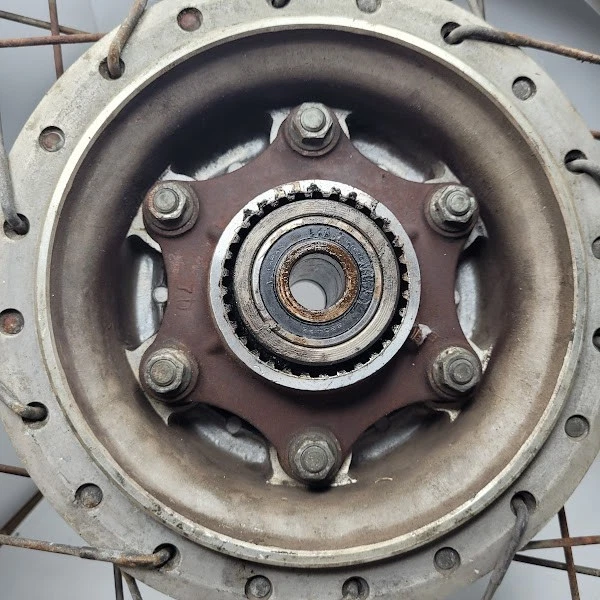 1975-1979 Honda Gold Wing GL1000 Rear Aluminum Wheel w/BridgestoneTire 190/90-17 - Image 3 of 4