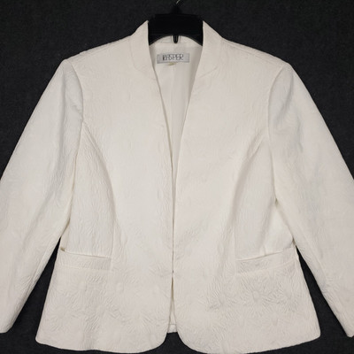Kasper Blazer Women s Size 10 White Embossed Swirl Geometric Lined Hook Closure