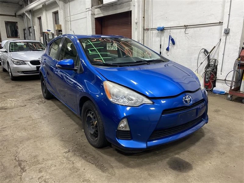 CONDENSADOR AC TOYOTA PRIUS PRIUS V 12 13 14 15 16 17 18 19 1163585 Foto 3 de 4