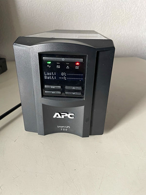 APC Smart-UPS SMT750I   750 VA / 500 W 