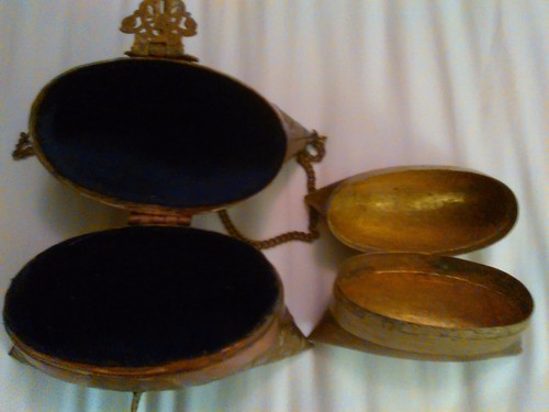 VINTAGE BRASS HANDBAGS COPPER ACCENTS ART DECO BEAUTIFUL CONDITION 4 HANDBAGS!!! - Picture 7 of 7