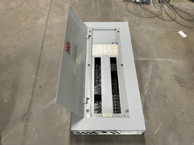 GE MLO PANEL BOARD 225 AMP 480Y/277 3P 4W 42 SP